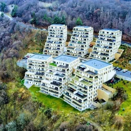 Noahospitality Sunrise Apartment Braşov Exterior photo
